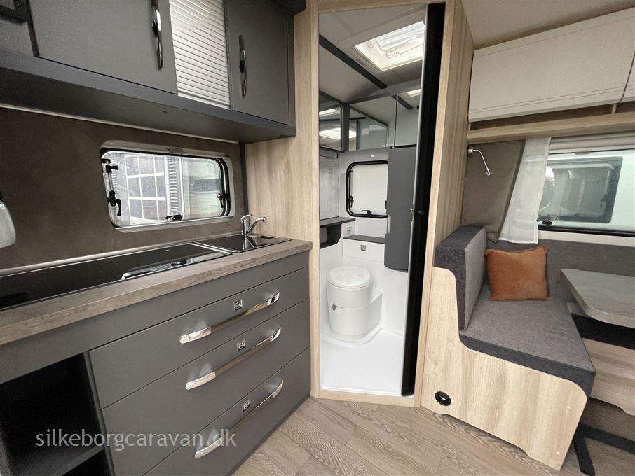 Hobby De Luxe 460 SL